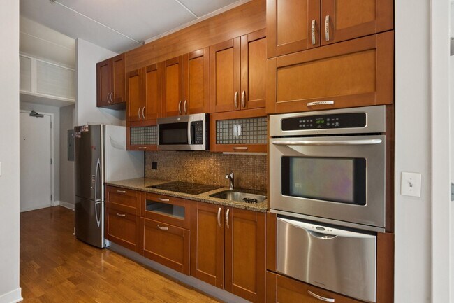 Foto del edificio - 650 W Wayman St