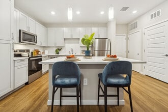 Building Photo - Ascend Ridgewood Lakes