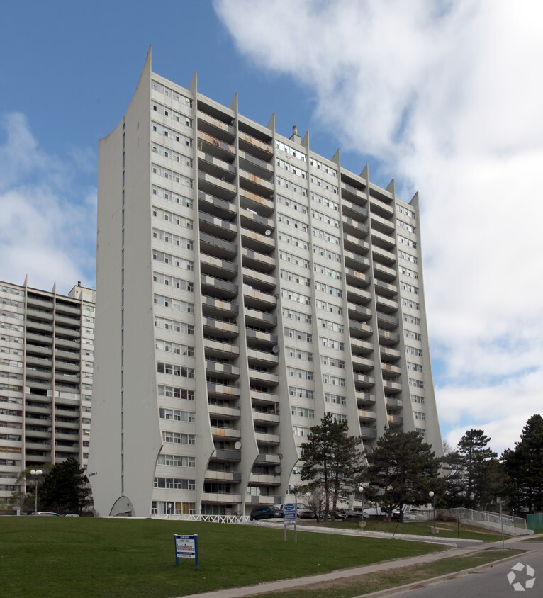 Primary Photo - Jane Exbury Towers