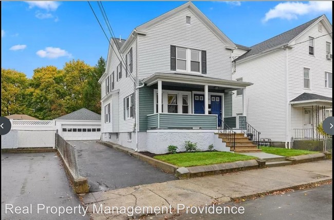 Building Photo - 29 Pleasant St