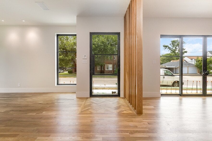 Photo - 4203 NORMANDY AVE Unit