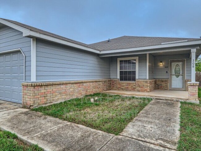 Building Photo - 208 Kaylee Chase