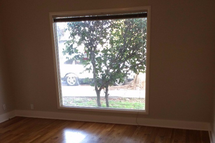 Living room - 1543 Lincoln Ave