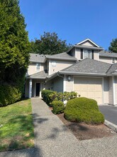 Building Photo - 12118 NE 171st Pl