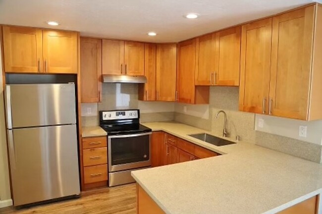 Foto del edificio - San Ramon Single Story 3 Bd/2 Ba, New Pain...