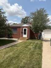 Building Photo - 4004 Reed Ave