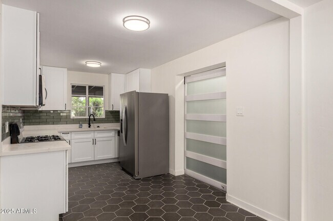 Foto del edificio - 1507 E Cedar St