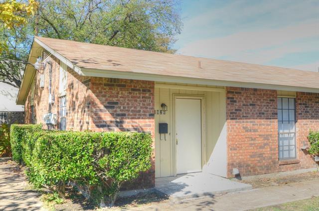 Primary Photo - 1826 Randolph Dr