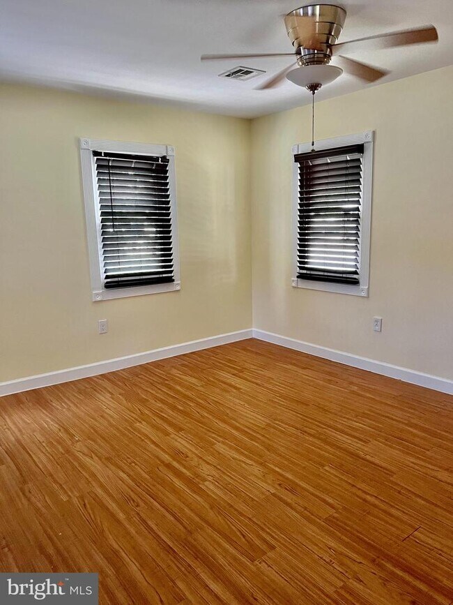 Foto del edificio - 646 E Cape May Ave