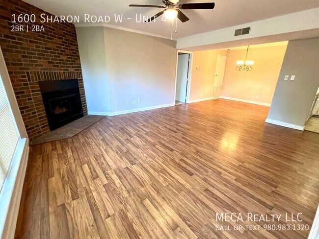 Foto del edificio - 1600 Sharon Rd W