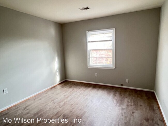 Building Photo - 5 br, 3.5 bath House - 1400 Admiral Dr