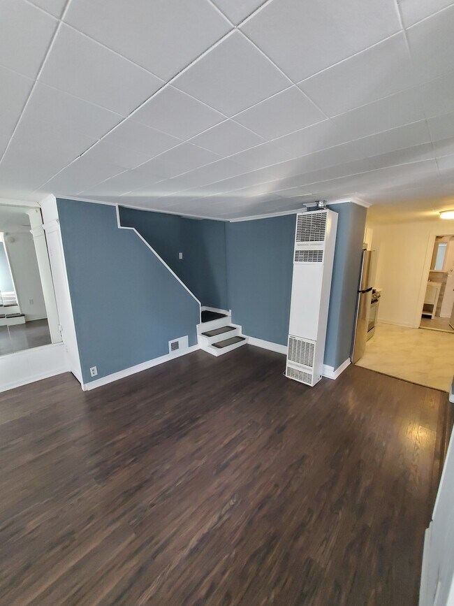 Sala de estar - 834 N Greenview Ave