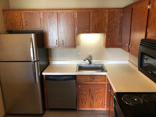 Foto del edificio - 5697 Green Circle Dr