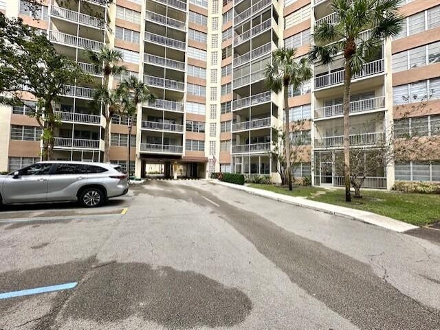 Foto del edificio - 10777 W Sample Rd