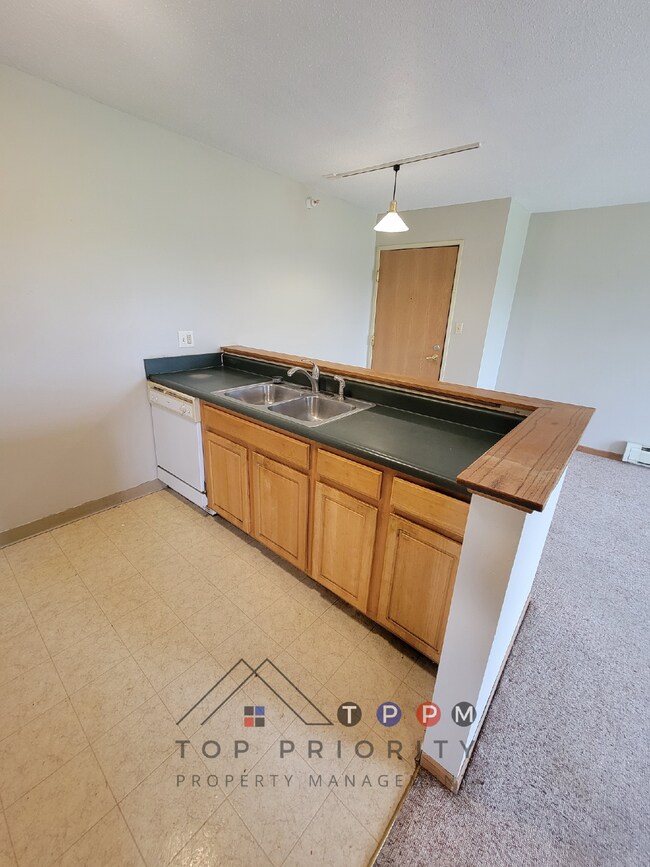 Foto del edificio - ** SPRING MOVE-IN SPECIAL ** 2 Bedroom | 1...