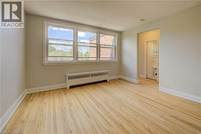 Photo du bâtiment - 141 Chapel St