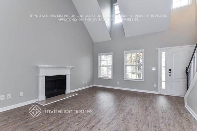 Foto del edificio - 6422 Grand Hickory Dr