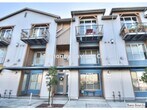 Foto principal - Immaculate 2 bdrm/2.5 ba townhome with vie...