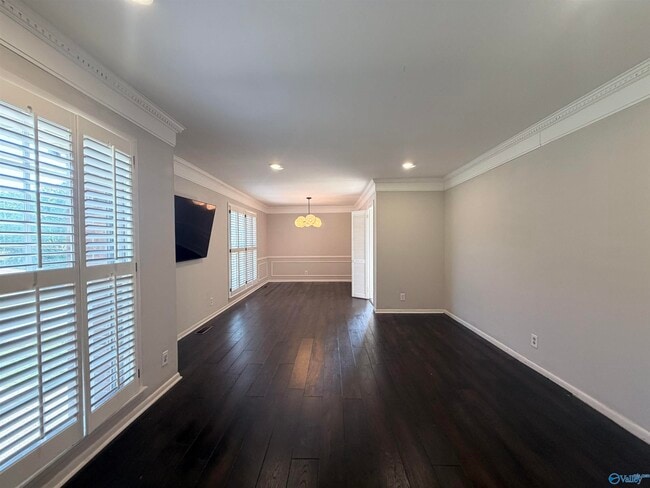 Foto del edificio - 8711 Edgehill Dr SE