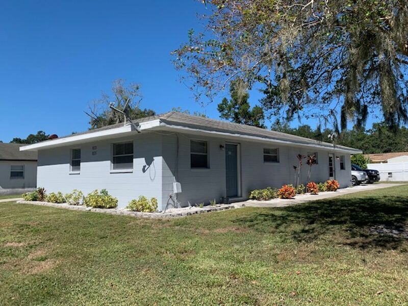 Primary Photo - 833 Castle Way