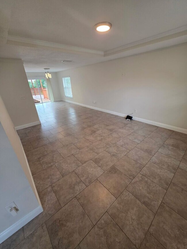 Foto del edificio - Beautiful Home near Busch Gardens!