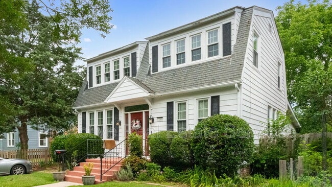 Building Photo - 1146 Rockbridge Ave