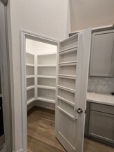 Building Photo - 1420 Florecer Ln