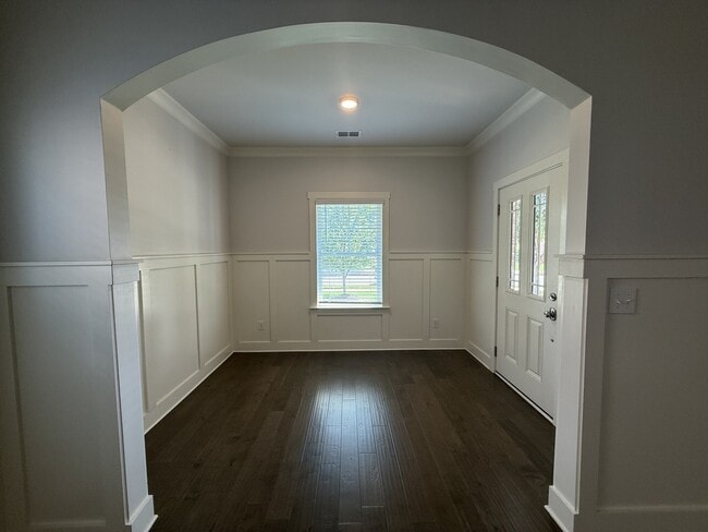 Building Photo - 22 Desert Oak Ct SW