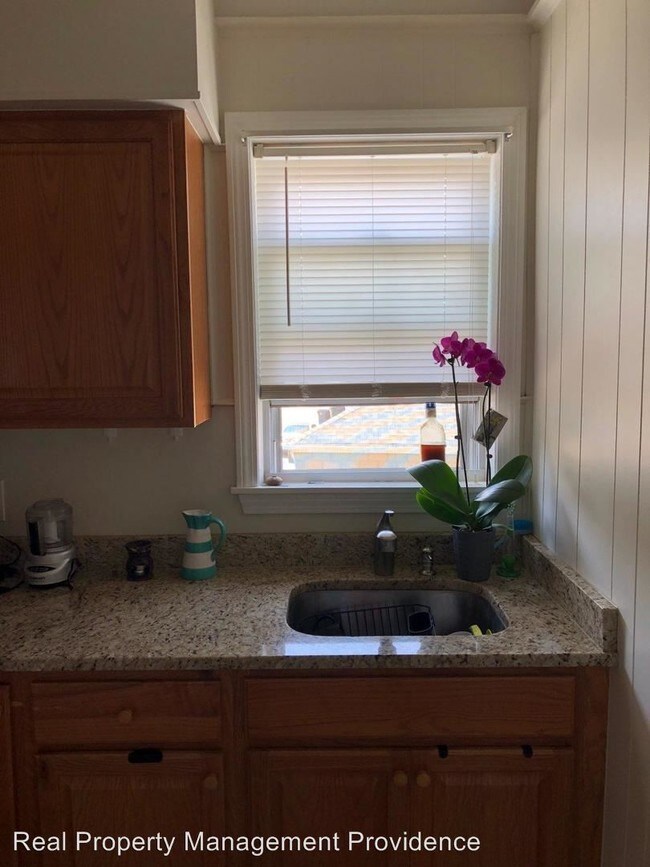 Foto del edificio - 2 br, 1 bath House - 90 Job Street, 2nd Floor