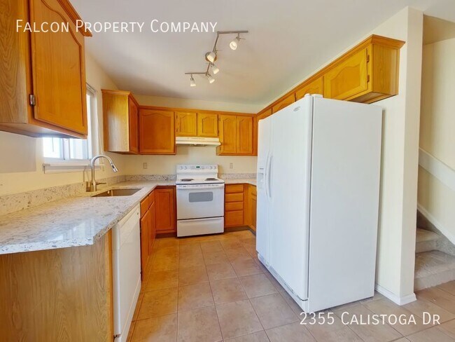 Foto del edificio - Inviting Home in Constitution Hills! - Lea...