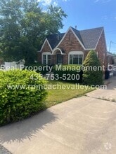 Building Photo - 388 E 700 S