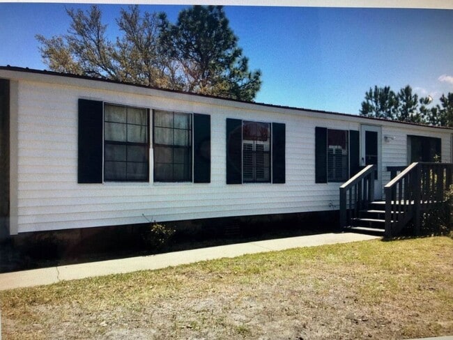 Building Photo - 106 Admiral Ct