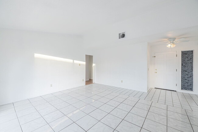 Foto del edificio - 38659 Angele Trumpet Ct