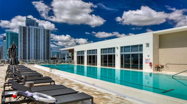 Foto del edificio - 2 br, 2 bath Apartment - 457 NE 24th St