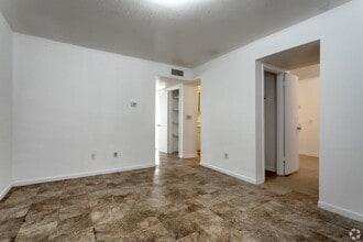 Building Photo - 520 Laredo St