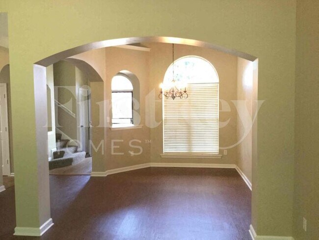 Building Photo - 4590 Tulip Creek Dr