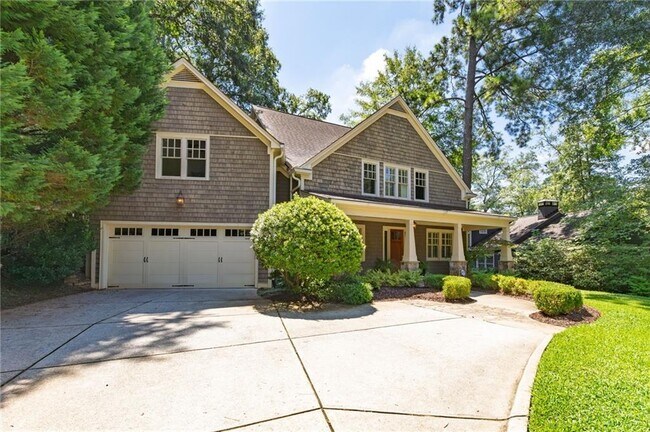 Foto del edificio - 3487 Habersham Rd NW