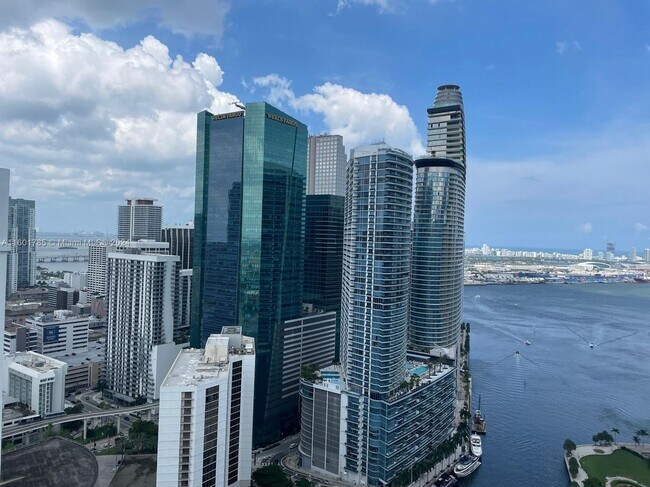 Foto del edificio - 41 SE 5th St