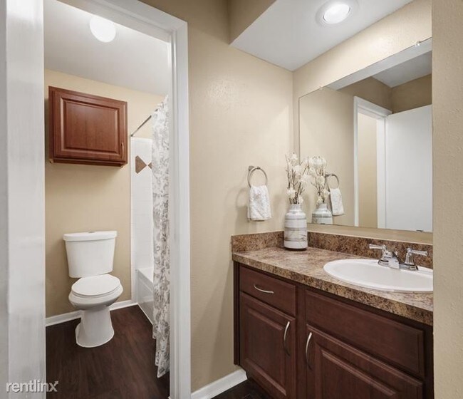 Building Photo - 9807 Valley Ranch Pkwy W