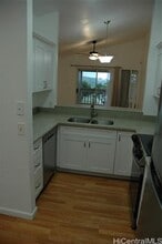 Building Photo - 92-1242-1242 Palahia St