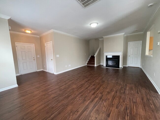 Foto del edificio - 4323 Leopold Pl