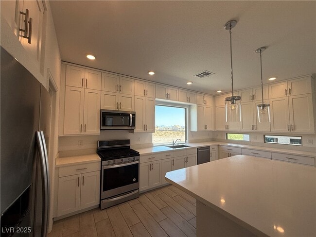 Building Photo - 7776 Rose Rock Way