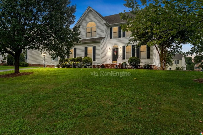 Building Photo - 5525 Barnsley Terrace