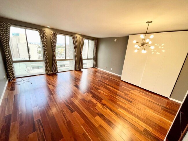 Foto del edificio - Prestigious BUNKER HILL TOWER - Downtown L...
