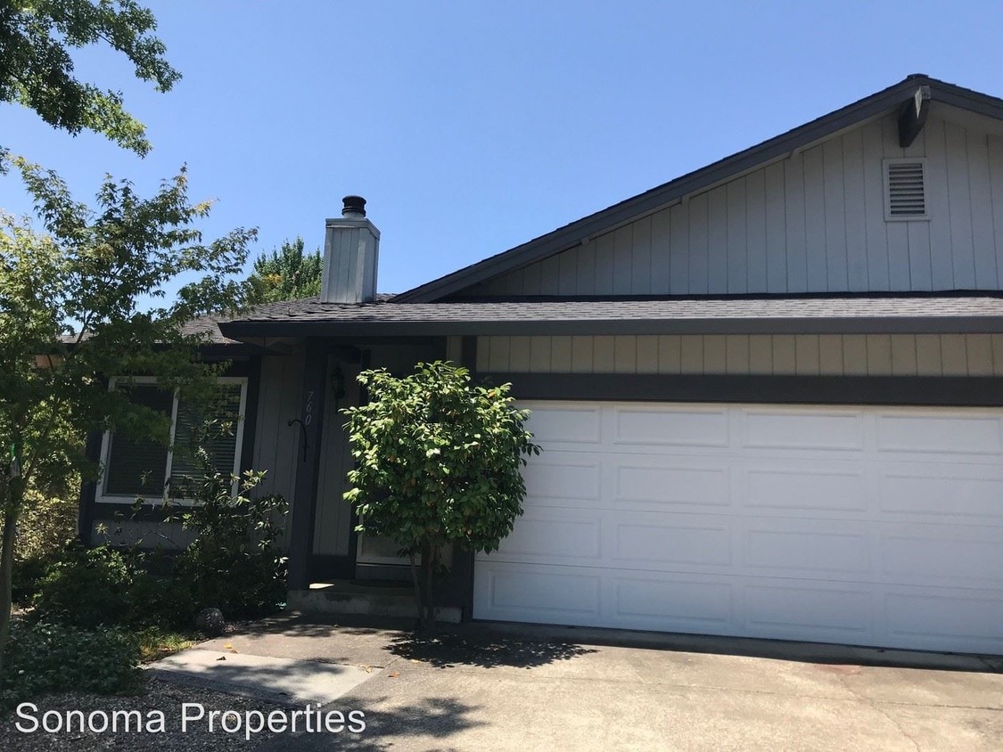 Primary Photo - 3 br, 2 bath House - 760 Bowen Court