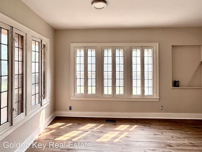 Foto del edificio - 3 br, 1.5 bath House - 5032 Haverhill