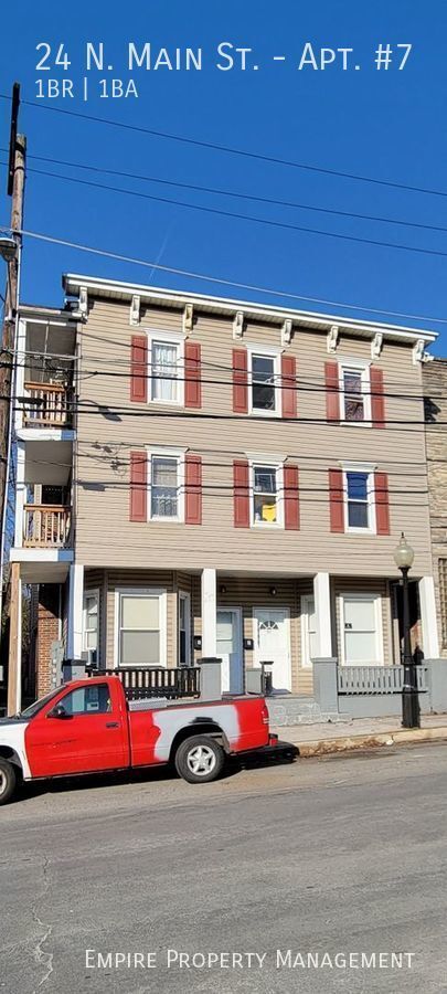Building Photo - 3rd Floor: 1 Bedroom / 1 Bathroom Apartmen...