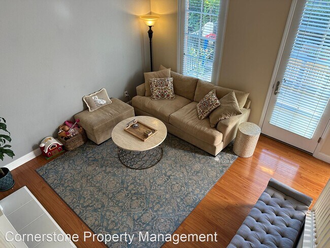 Building Photo - 3 br, 3 bath House - 813 Georgetown Pl