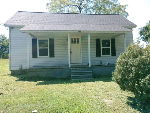 Primary Photo - 415 Dobson St