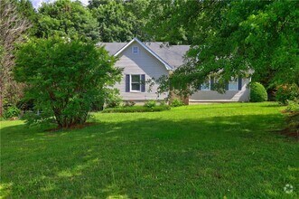 Building Photo - 212 Clarkdell Dr
